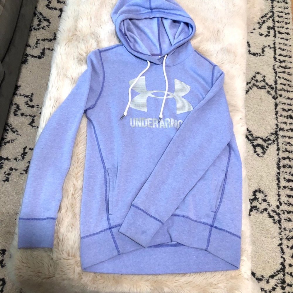 Under Armour Hoodie / Sweatshirt in Light Purple
